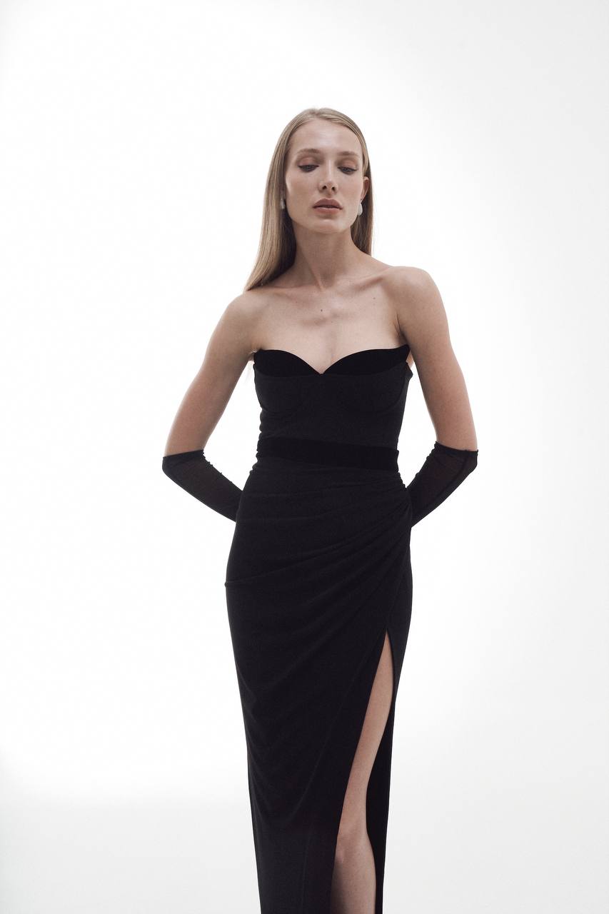 Evening dress in viscose with velvet trim