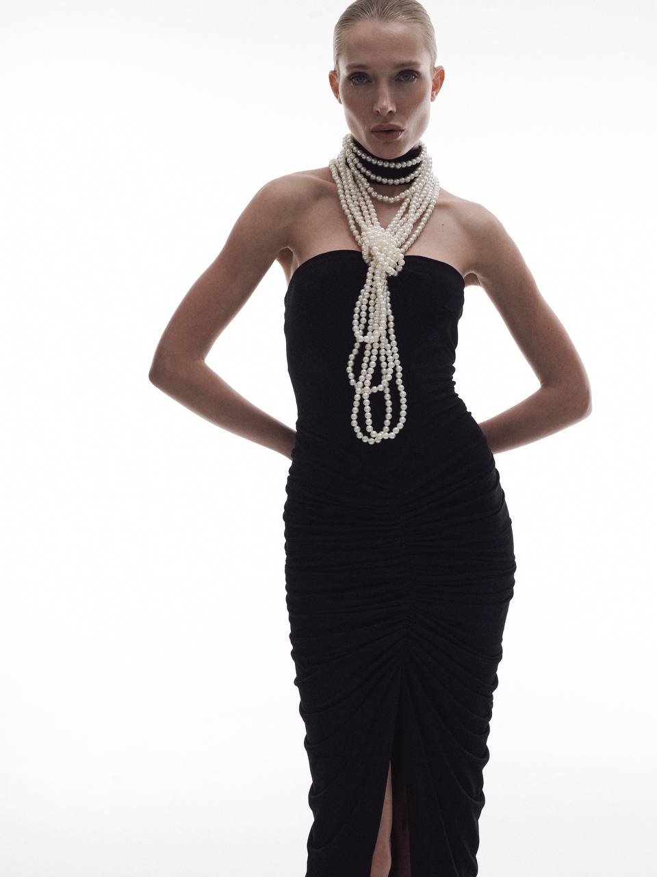 Evening dress with draping in viscose and pearl knot