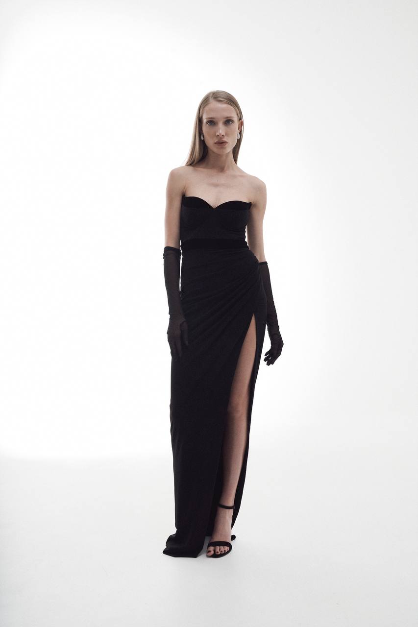 Evening dress in viscose with velvet trim